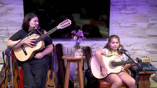 Juliana Andrade e Lívia - Canoeira do Araguaia