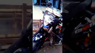 Suzuki Gixxer monotone এটা একটা আবেগ!  Landlord BD.com