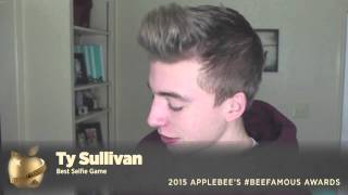 2015 #Applebees #BeeFamous Awards - Best Selfie Game