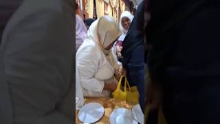 berebut makan gratis