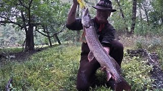 NJ Pike Fall Fishing - Pike Wranglin` with Ken Beam in his `Yak!