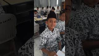 SELASA 13 AGUSTUS 2024 (SAPA KE ORANG TUA DI RUMAH DARI ANAK2 PONDOK SMP SAINS TEBUIRENG) KELAS 7E