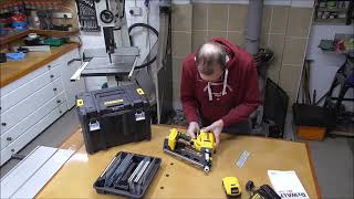 DeWalt DCN692 Nail Gun