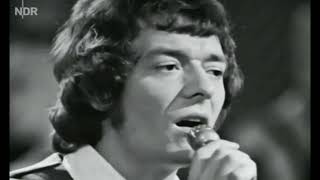 He Ain't Heavy, He's My brother - The Hollies (1969)  HD TOTP