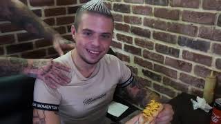 JE DÉFIE @Seth Gueko dans SON RESTO 'BARLOU BURGER' ! 1 VS 1 ! Qui de nous 2 mangera le plus