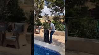 Oh No oh Noooo... PRANK Reaction in the POOL 🤣 kecebur deh???🤣😂 #shorts