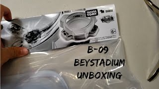 Beyblade Burst B-09 White Stadium Unboxing