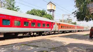 12947 Azimabad express ahemdabad to Patna junction. shikohabad junction Stop starter signal Red