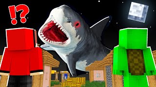 Why Creepy SHARK Titan ATTACK JJ and MIKEY at 3:00 am ? - in Minecraft Maizen