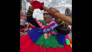 Así fue el paso de la policía, saludando al Cusco inmortal en su mes jubilar