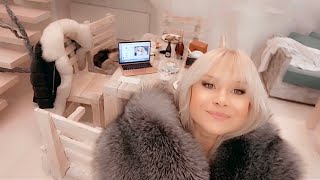 Mukbang in Furs💋 PART 1