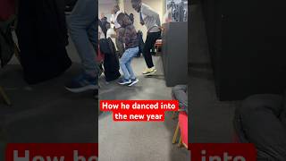 See how he danced into the new year #lifeinlondon #christmas #newyear