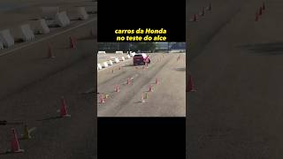 Carros da Honda no teste do alce