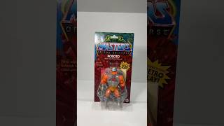 Roboto - Masters of the Universe Origins Toy Quickie Review by the GayComicGeek