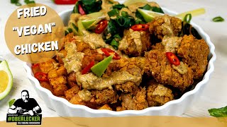 Fried vegan "Chicken" mit feurigen Ofenkartoffeln und heißer Erdnusssoße