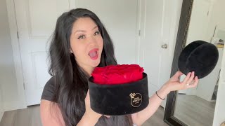 Review Rose Forever New York - Essential Red Round Black Velvet Preserved Roses