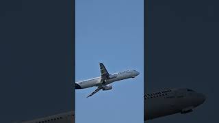 Lufthansa liftoff at Barcelona Airport #aviation