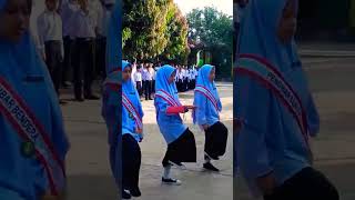 Tiga Putri Indonesia saat menjadi Pengibar Bendera. #shorts #pengibaranbendera #upacarabendera