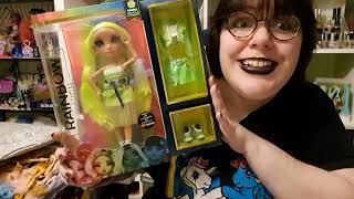 Karma Nichols, the first Neon Queen | Rainbow High Series 2 Unboxing and Review