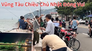 Vũng Tàu Chiều Chủ Nhật Rất Đông Người Dân Và Du Khách Ngồi Bờ Kè