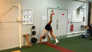 Dips + Pompes + Handstand isométrique