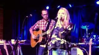 Danielle Bradbery 'Who I Am', Toby Keith's, Cincinnati