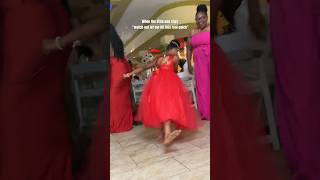 She stole the show hands down 😂👏🏽 Follow for more! TT/IG: Blissful.details #wedding #comedy