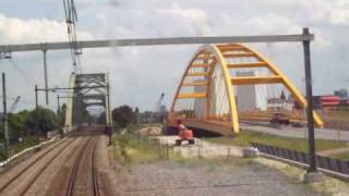 Bouw spoorbrug over het Amsterdam-Rijnkanaal bij Utrecht.