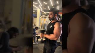 Aamir ki pitai || ye kaha aa gye hum ghumte ghumte 😂😂.   #thesbfitness #funnyvideo #gym #trending