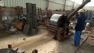 Good performance big Wood sawdust powder making machine for mdf,chipboard etc