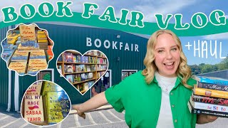 come BOOK SHOPPING with me at the GREEN VALLEY BOOK FAIR (+ HAUL!!) 🎧💌📖