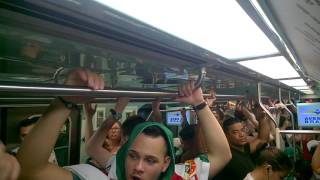 Olê olê! Canta aê! Eu canto eu sou palmeiras até morrer!... no metrô Barra Funda