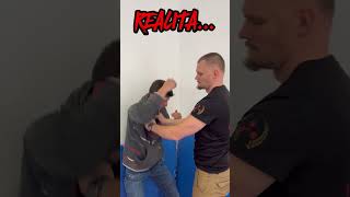 SORUDO REAKCE - držení za mikinu - #fyp #short #trend #viral #training #fight #selfdefence