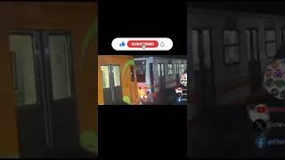 Tren FE-07 de la Línea A, se queda atorado en la estación Pantitlán