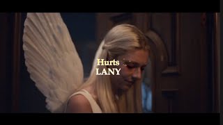 【和訳】恋の痛み　Hurts - LANY