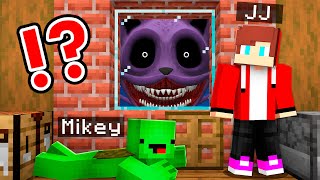 Why Mikey and Jj Hiding From CATNAP TAPES in Minecraft at 3:00 AM !? - Maizen