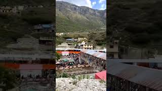 Badrinath Temple: Serenity and Spirituality | A Glimpse of Divine Beauty#viralshorts #subscribe