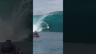 Eimeo Czermak BIG BOMB at Teahupo'o