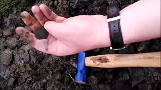 excalibur metal detecting on the river lots of coins