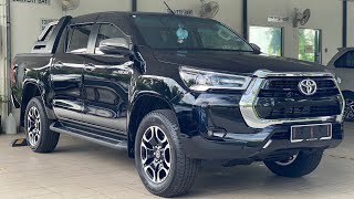 Toyota Hilux 2.4V spec paling tinggi dalam keluarga pickup 2.4liter