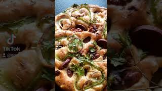 focaccia   فوكاتشا