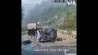 Tata Harrier Major Accident by landslide .All passenger are safe.#shorts #tata #harrier #5star#viral