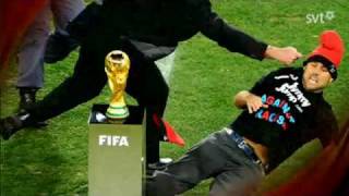 Jimmy Jump Tries To Steal The World Cup Trophy Spain España 스페인 Spanien 西班牙