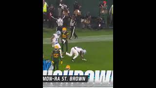 Amon-Ra St. Brown hits the Incarnate World celly vs. Packers 😭