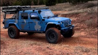 SEMA JEEP gets muddy at the ravine.