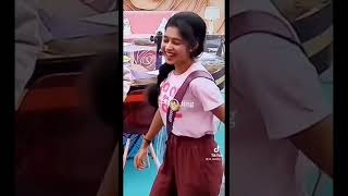 Bigboos janany dancing#vijaytv #kamalakhan #biggboss #janani #tankidika