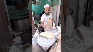 Making Naan Bread in New Delhi India -Indian Street Food