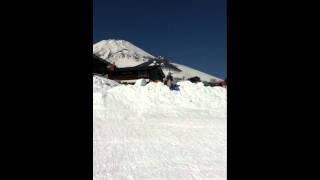 Angelo's slow start to sledding at Yeti