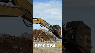 Recycling concrete in Latvia with MB Crusher #mbcrusher #mbshorts #excavator #excavators