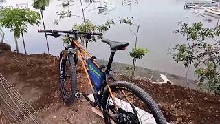 gowes diatas gundukan telok benoa